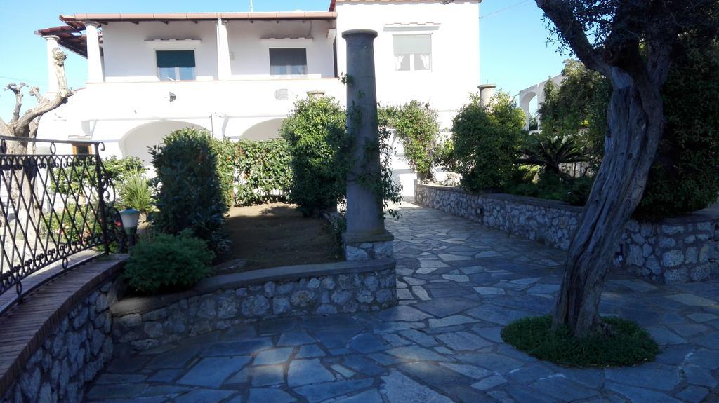Il Merlo Anacapri  Exteriör bild